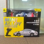 White & Blue BMW M4 1:64 Mini Alloy RC Drift Car by YEGAO with LED headlights, black rear spoiler and 2.4GHz remote controller