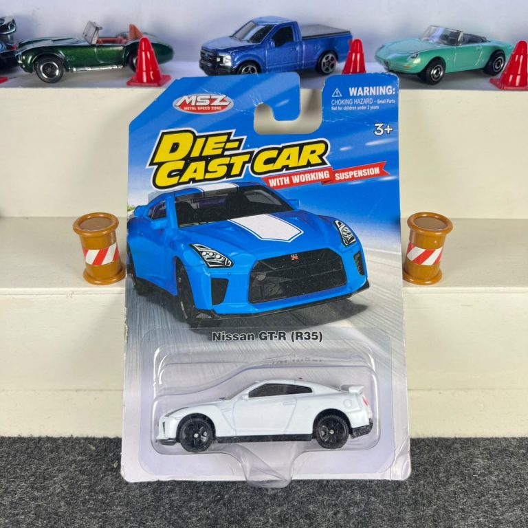 Nissan GT-R R35 white diecast car with black wheels, rear spoiler and working suspension – MSZ