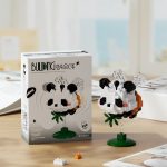 Panda Bee Shake-N-Fun Building Blocks 356-piece model with translucent wings and green base